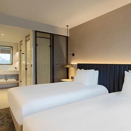 Hilton Garden Inn Peterborough City Centre Zewnętrze zdjęcie